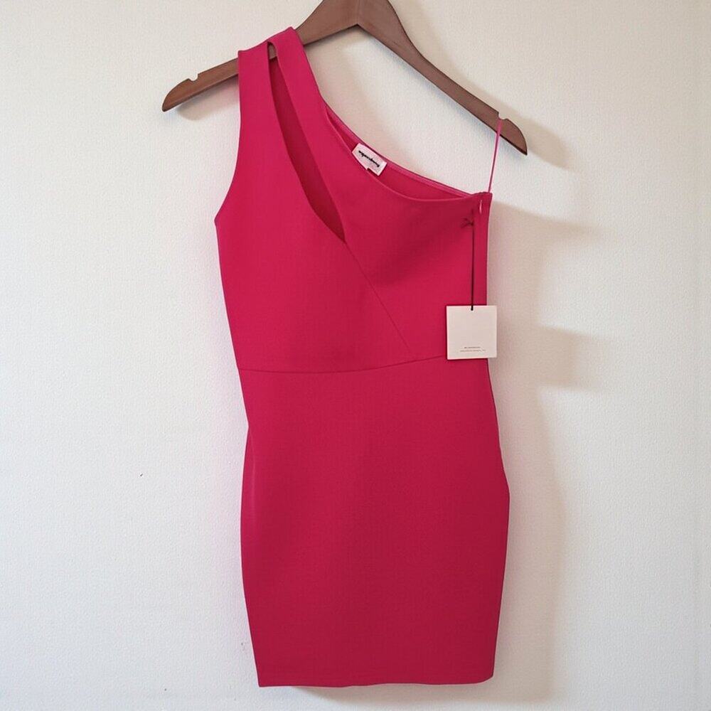 superdown Fuchsia One-Shoulder Mini Dress - Picture 4 of 11